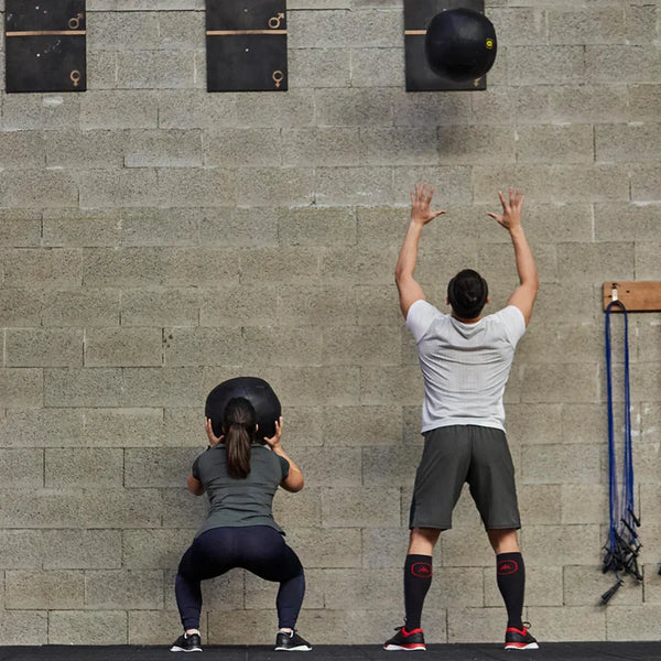 Heavy Duty Wall Ball 3kg-25kg with textured grip surface ensures control during intense cross training and fitness routines